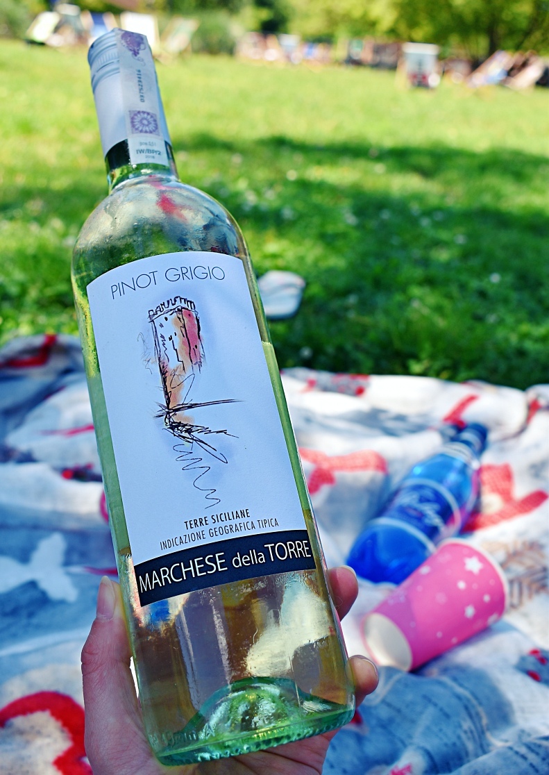 Wino na zakrętke - pinot grigio